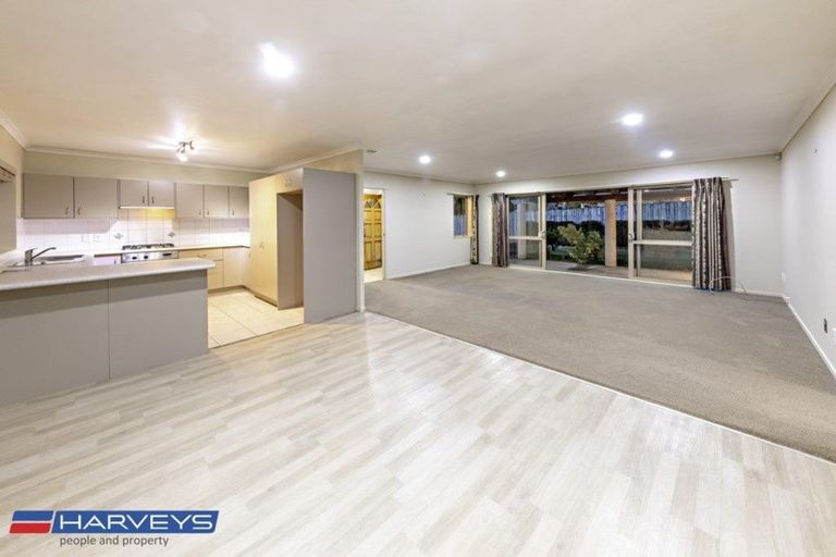 Photo of property in 23 Milson Drive, Papakura, 2110