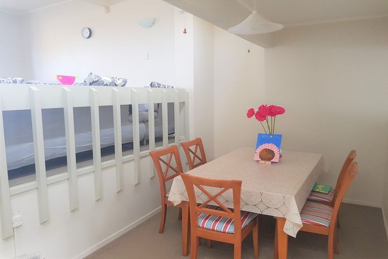 Photo of property in 2/175 Birkenhead Avenue, Birkenhead, Auckland, 0626