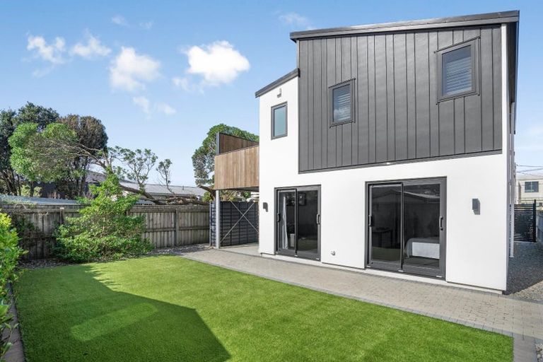 Photo of property in 1a Richmond Street, Petone, Lower Hutt, 5012
