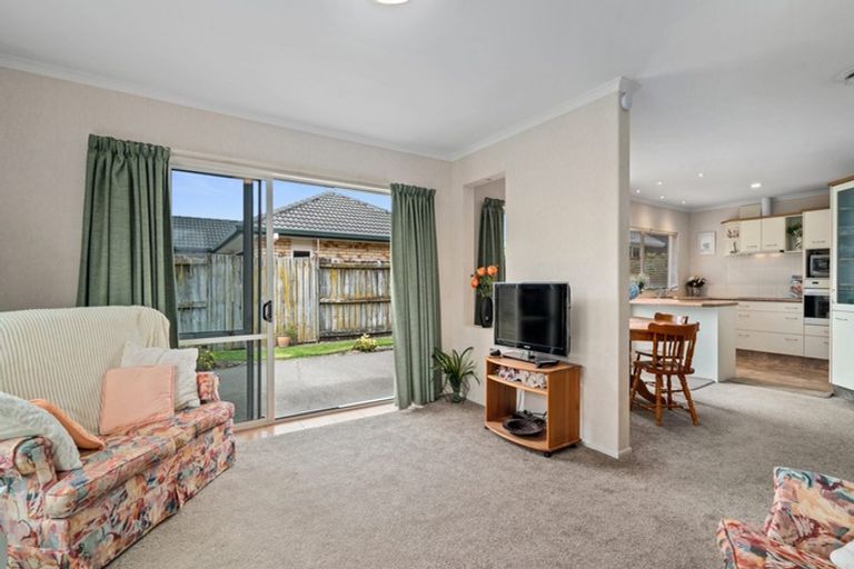 Photo of property in 18 Primrose Place, Papamoa Beach, Papamoa, 3118