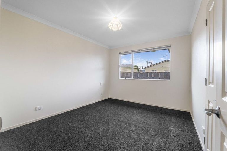 Photo of property in 20c Victoria Street, Hawera, 4610