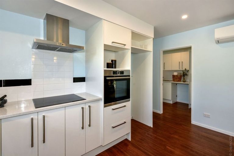 Photo of property in 33 Palmers Road, New Brighton, Christchurch, 8083