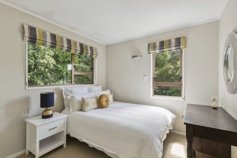 Photo of property in 7 Nepal Place, Khandallah, Wellington, 6035