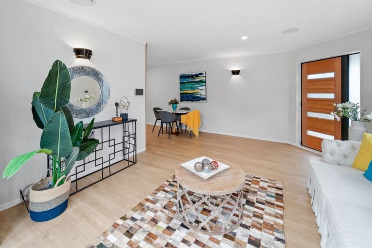 Photo of property in 26 Inverness Road, Browns Bay, Auckland, 0630