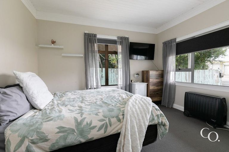 Photo of property in 8 Tomoana Road, Mahora, Hastings, 4120