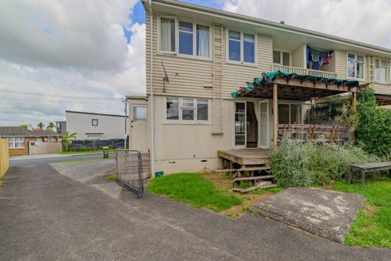 Photo of property in 72b Arimu Road, Papakura, 2110