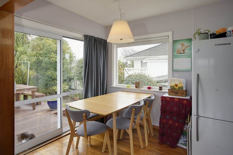 Photo of property in 104 Parkers Road, Tahunanui, Nelson, 7011