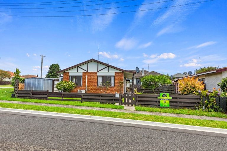Photo of property in 37 Lloyd Street, Parkvale, Tauranga, 3112
