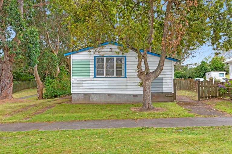 Photo of property in 49-a Mungavin Avenue, Ranui, Porirua, 5024