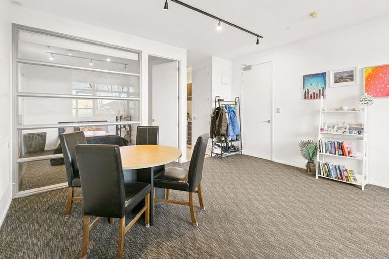 Photo of property in Vespa Apartments, 408/20 Hanson Street, Mount Cook, Wellington, 6021