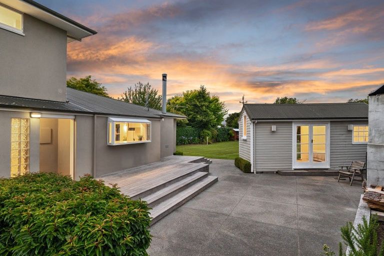 Photo of property in 9 Grassmere Street, Papanui, Christchurch, 8052