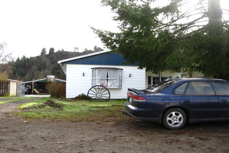 Photo of property in 18- 20 Munson Street, Reefton, 7830