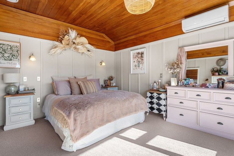 Photo of property in 2 Church Street, Amberley, 7410