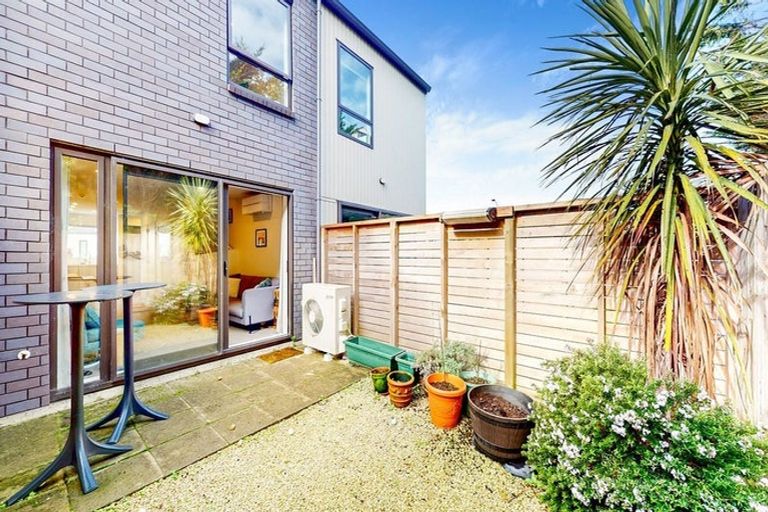 Photo of property in 170u2 Fraser Avenue, Johnsonville, Wellington, 6037