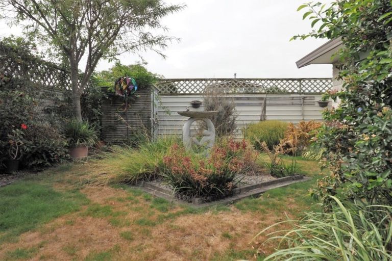 Photo of property in 11c Kent Street, Levin, 5510