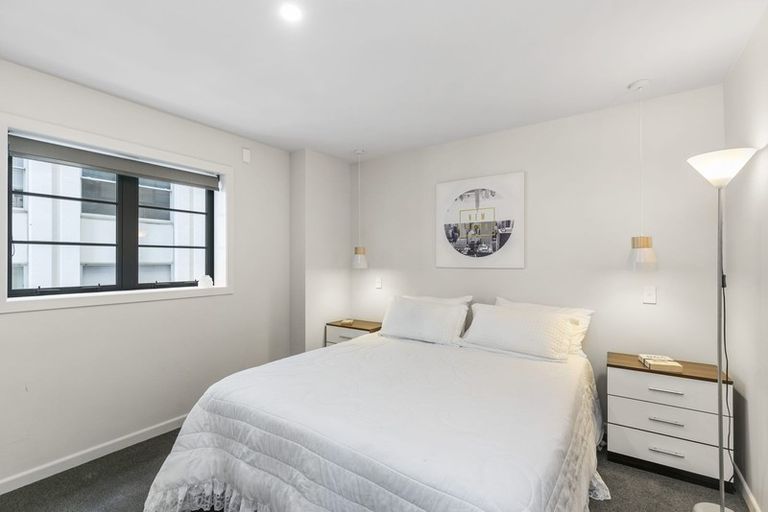 Photo of property in Westhaven Apartments, 13/127u Molesworth Street, Thorndon, Wellington, 6011