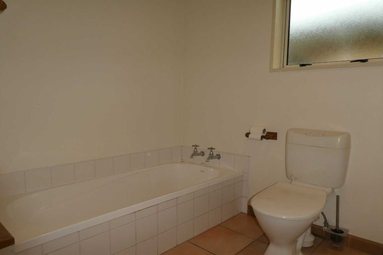 Photo of property in 403 Selwyn Street, Addington, Christchurch, 8024