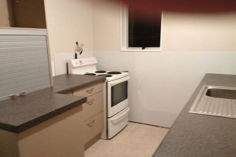 Photo of property in 183b Newlands Road, Newlands, Wellington, 6037