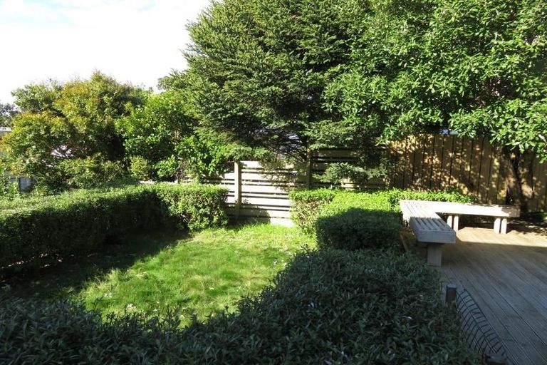 Photo of property in 7 Duggan Place, Johnsonville, Wellington, 6037