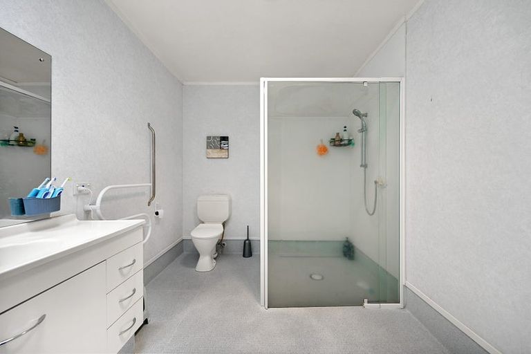 Photo of property in Cobham Close, 5/113 Cobham Drive, Hamilton East, Hamilton, 3216