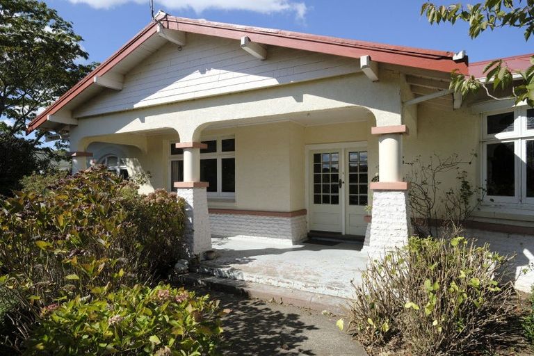Photo of property in 2 Maine Street, Dannevirke, 4930