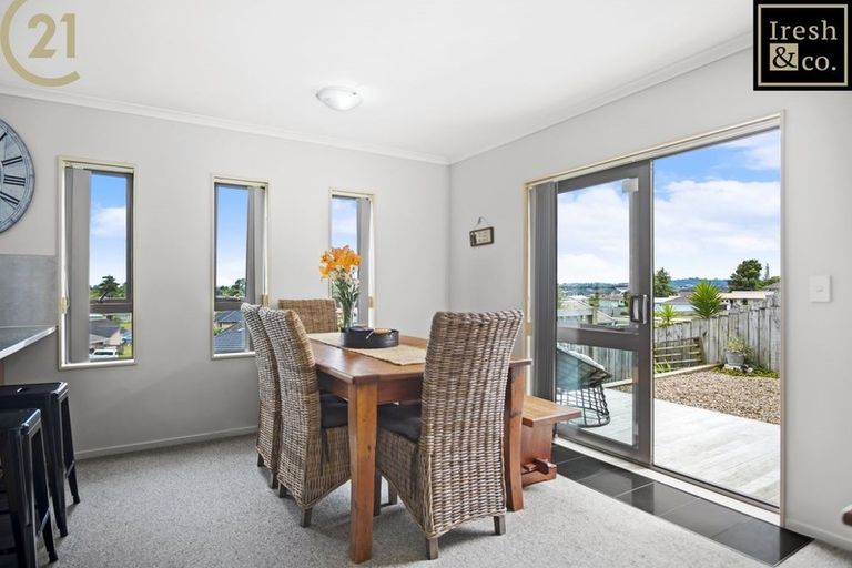 Photo of property in 175 Keri Vista Rise, Papakura, 2110