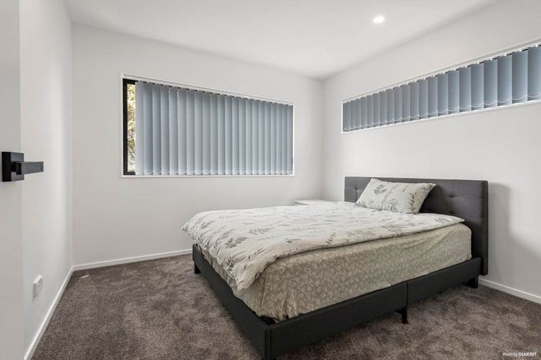 Photo of property in 8b Hobart Crescent, Wattle Downs, Auckland, 2103