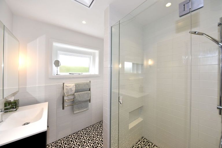 Photo of property in 40 Nortons Road, Avonhead, Christchurch, 8042