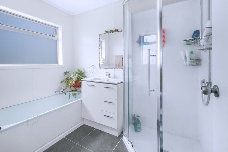 Photo of property in 10 Hamblyn Crescent, Nawton, Hamilton, 3200