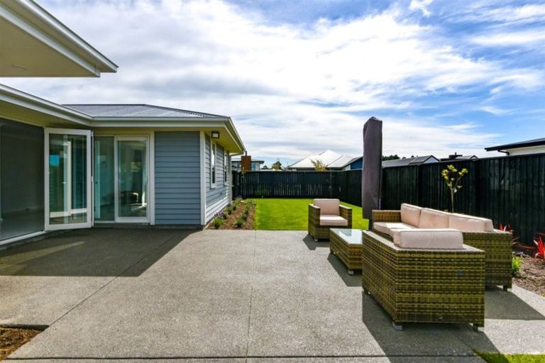 Photo of property in 71 Farthing Drive, Prebbleton, 7604