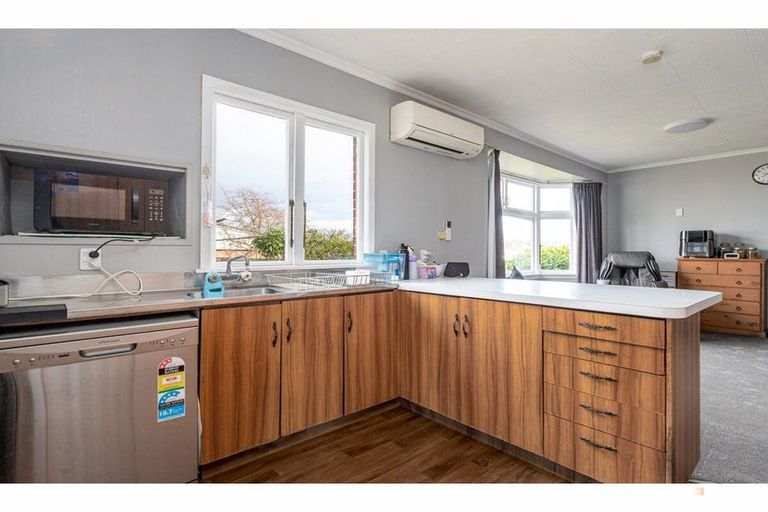Photo of property in 33 Ashbury Avenue, Waimataitai, Timaru, 7910