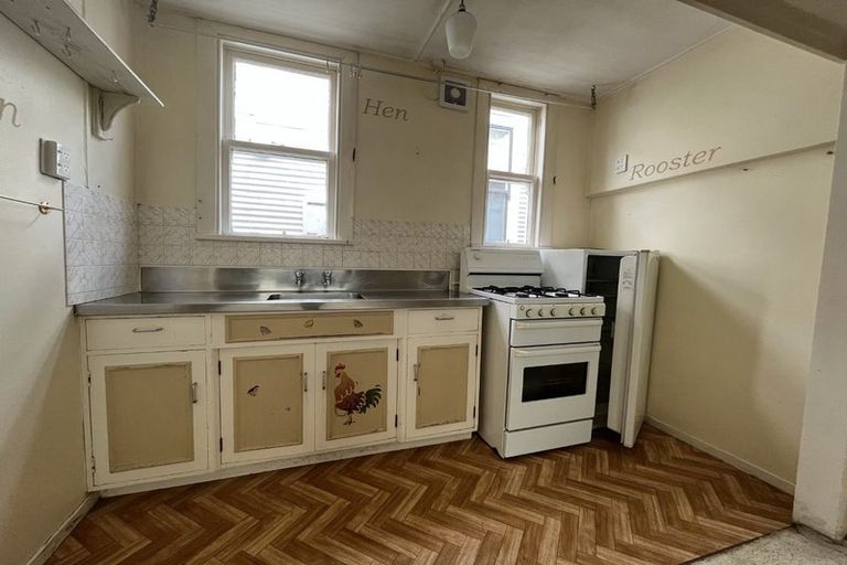 Photo of property in 7 Carrington Street, Mount Cook, Wellington, 6021