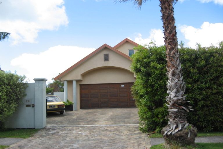 Photo of property in 28 Keywella Drive, Conifer Grove, Takanini, 2112