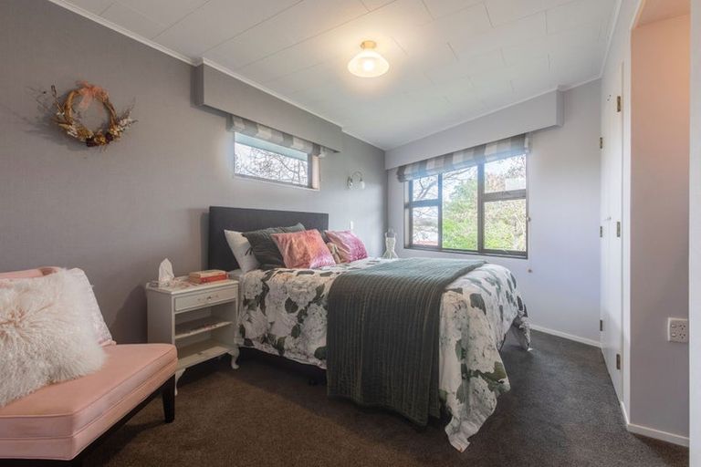 Photo of property in 8 Holdsworth Avenue, Milson, Palmerston North, 4414