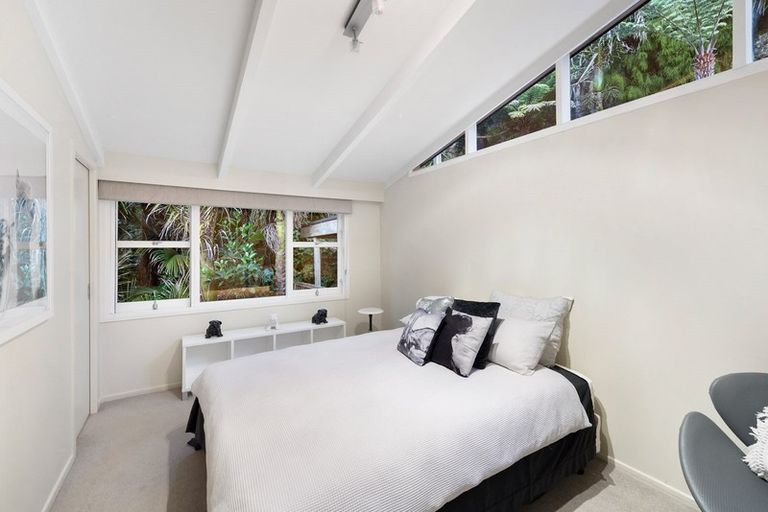 Photo of property in 67 Kohu Road, Titirangi, Auckland, 0604