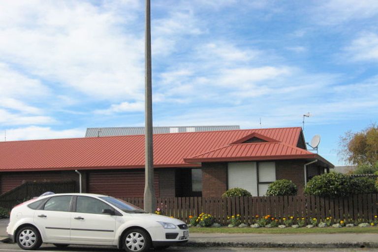 Photo of property in 146 Racecourse Road, Sockburn, Christchurch, 8042