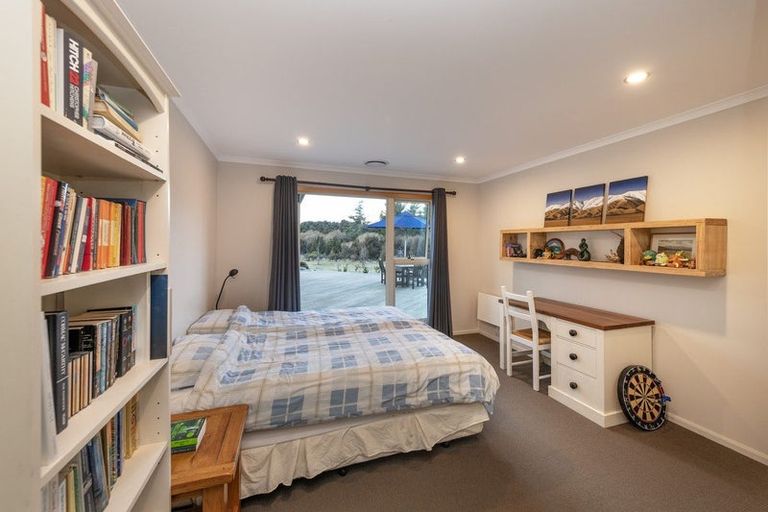 Photo of property in 136 Te Awa Road, Albert Town, Wanaka, 9382