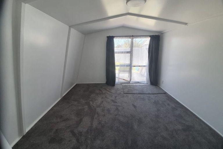 Photo of property in 2/18 Nelson Street, Papakura, 2110
