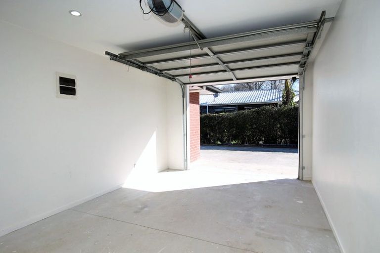 Photo of property in 12 Gibbs Road, Manurewa, Auckland, 2102