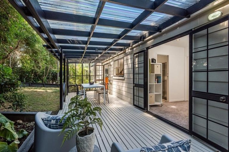 Photo of property in 8 Bellcroft Place, Belmont, Auckland, 0622