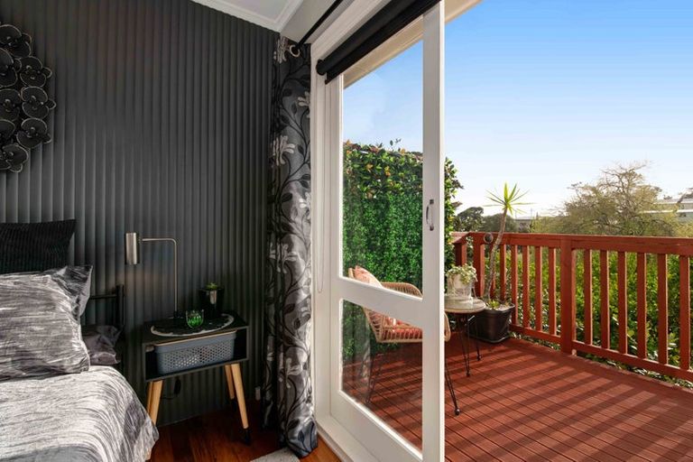 Photo of property in 27a Makiri Street, Helensville, 0800