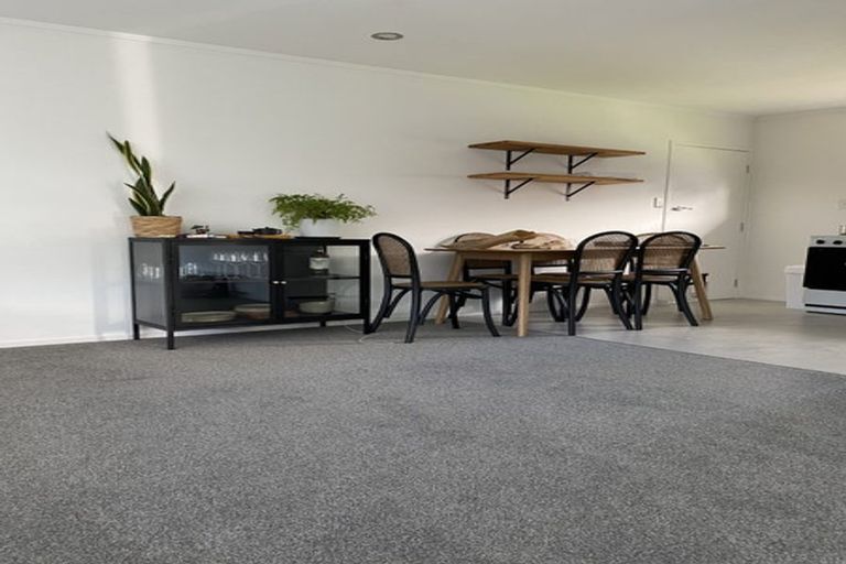 Photo of property in 1b Karaka Street, New Lynn, Auckland, 0600