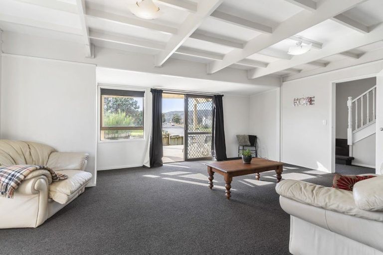Photo of property in 100 Mayfair Avenue, Whangamata, 3620
