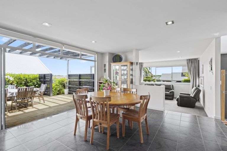 Photo of property in 11 Ridge View Crescent, Pukekohe, 2120
