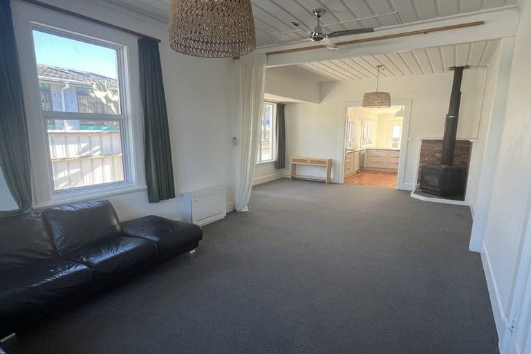 Photo of property in 109 Clemow Road, Fitzroy, New Plymouth, 4312