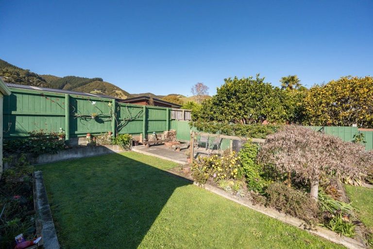 Photo of property in 5 Naumai Street, Atawhai, Nelson, 7010