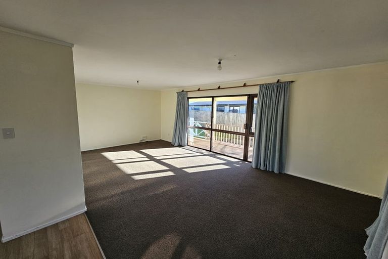 Photo of property in 27 Radiata Street, Fairview Downs, Hamilton, 3214