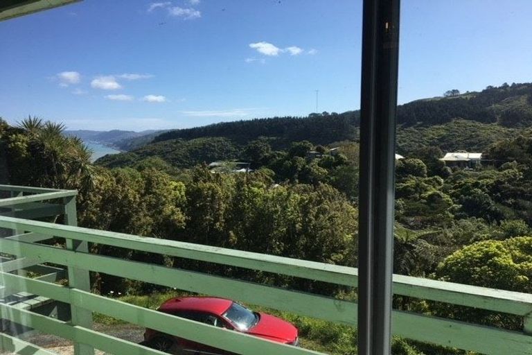 Photo of property in 3/37 Singers Road, Korokoro, Lower Hutt, 5012