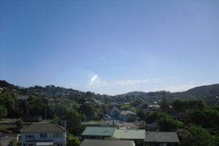 Photo of property in 4/57 Simla Crescent, Khandallah, Wellington, 6035