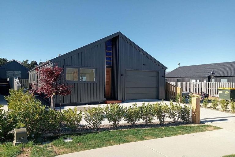 Photo of property in Northlake, 9 Cairnmuir Street, Wanaka, 9305